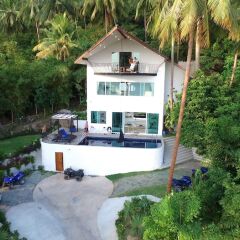 Отель Monkey Flower Villas с домашними животными