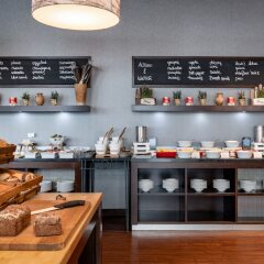 Отель Courtyard by Marriott Munich City Center питание фото 3