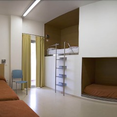 Torremolinos Inturjoven Youth Hostel комната для гостей