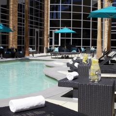 Renaissance Las Vegas Hotel бассейн