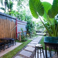 Отель Phuket Ghetto Child Hostel Таиланд, Пхукет - отзывы, цены и фото номеров - забронировать отель Phuket Ghetto Child Hostel онлайн бассейн фото 2