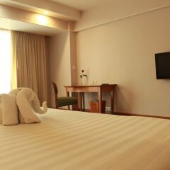 Novotel Surabaya Hotel комната для гостей фото 5