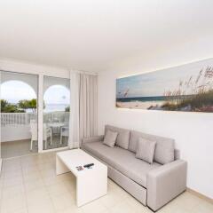 Отель Globales Apartamentos Lord Nelson Эс-Мигхорн-Гран комната для гостей фото 4