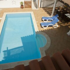 Ericeira Chill Hill Hostel & Private Rooms - Sea Food бассейн фото 3