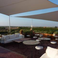 Отель Riad Al Mendili Kasbah Private Resort & Spa гостиничный бар