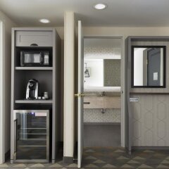 Отель Holiday Inn Bloomington Airport South Mall Area Блумингтон фото 11