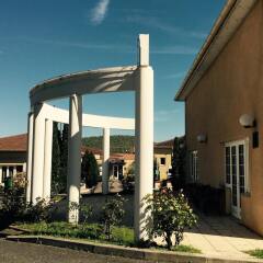 Отель Kyriad Cahors