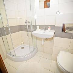 Отель Airport Motel GDN Польша, Гданьск - отзывы, цены и фото номеров - забронировать отель Airport Motel GDN онлайн ванная