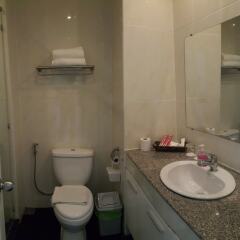 Отель Vtsix Condo Service at View Talay Condo ванная