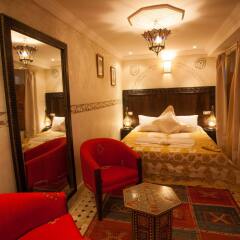 Отель Dar Ikalimo Marrakech комната для гостей