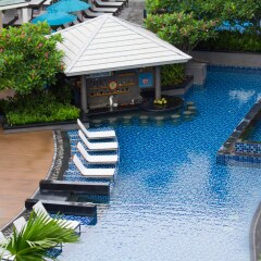 Отель Grand Mercure Phuket Patong бассейн