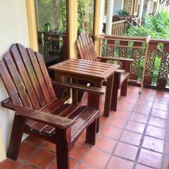 Отель Bangtao Village Resort балкон