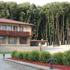 Отель Wellness Resort Ostrovche Тырговиште парковка