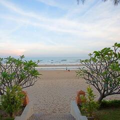Отель iL Mare Resort пляж
