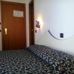 Hotel Torre Imperiale Макканьо сейф в номере