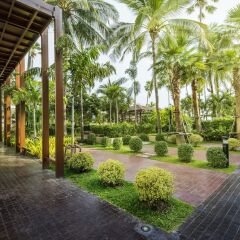 Jomtien Palm Beach Hotel And Resort парковка