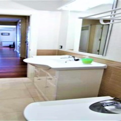 Отель MC YOLO Apartamento Ronda Atocha Испания, Мадрид - отзывы, цены и фото номеров - забронировать отель MC YOLO Apartamento Ronda Atocha онлайн ванная