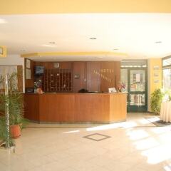 Hotel Laurence интерьер отеля фото 5
