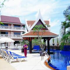 Отель Kata Poolside Resort бассейн