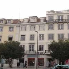Отель Pensao Santo Tirso Лиссабон