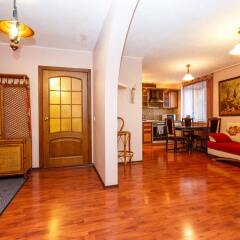 Апартаменты Comfortable and Modern Apartment в Казани отзывы, цены и фото номеров - забронировать гостиницу Comfortable and Modern Apartment онлайн Казань комната для гостей фото 4