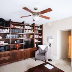 Отель The Mount Vernon Inn развлечения