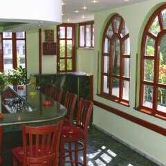 Отель Family Hotel Flora Болгария, Несебр - отзывы, цены и фото номеров - забронировать отель Family Hotel Flora онлайн интерьер отеля фото 2