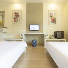 O'nya Phuket Hotel комната для гостей фото 18