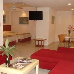 Отель y Suites Nader Мексика, Канкун - отзывы, цены и фото номеров - забронировать отель y Suites Nader онлайн комната для гостей фото 2
