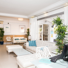 Отель Apartamentos THe Las Gaviotas интерьер отеля