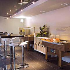 Standing Hotel Suites питание