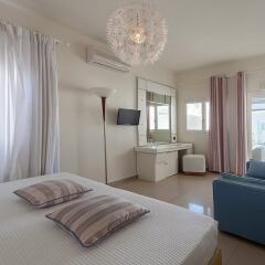 Отель Anemos Beach Lounge Hotel Греция, Остров Санторини - отзывы, цены и фото номеров - забронировать отель Anemos Beach Lounge Hotel онлайн комната для гостей фото 2