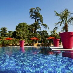 Отель Hilton Evian-les-Bains бассейн