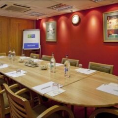 Отель Holiday Inn Express Southwark