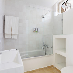 Апартаменты Hello Lisbon Castelo Apartments ванная