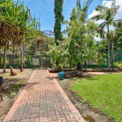 Отель Daintree Wild Zoo & Bed and Breakfast фото 4
