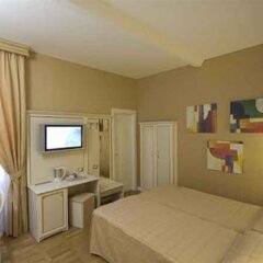 Отель Relais Fontana Di Trevi Рим удобства в номере фото 2