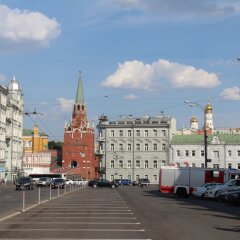 Гостиница Red Kremlin Hostel в Москве - забронировать гостиницу Red Kremlin Hostel, цены и фото номеров Москва парковка
