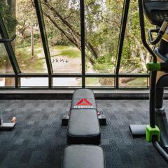 Amora Hotel Auckland фитнесс-зал фото 3