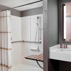 Отель Teaneck Marriott at Glenpointe ванная