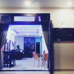 Отель Ngoc Sinh Homestay банкомат