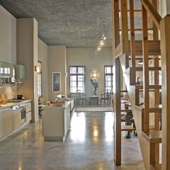 Отель Four Streets Athens Афины с домашними животными