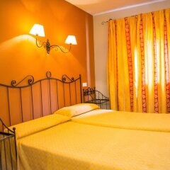 Отель Santa Cruz Испания, Гуэхар-Сьерра - отзывы, цены и фото номеров - забронировать отель Santa Cruz онлайн комната для гостей фото 3
