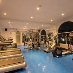 Отель Occidental Costa Cancún All Inclusive фитнесс-зал фото 2