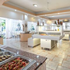 Porfi Beach Hotel питание