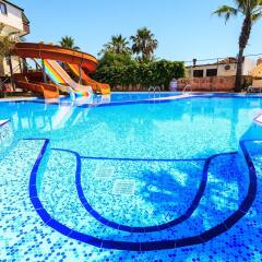 Galeri Resort Hotel – All Inclusive Турция, Окурджалар - 2 отзыва об отеле, цены и фото номеров - забронировать отель Galeri Resort Hotel – All Inclusive онлайн бассейн