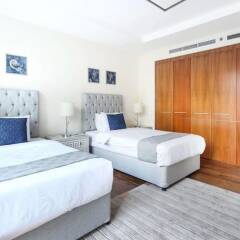 Отель Bright and Luxurious Apt in the Heart of Difc! Дубай комната для гостей фото 2