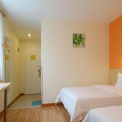 Отель 7 Days Inn Zibo Wangfujing Walking Street Branch комната для гостей фото 3