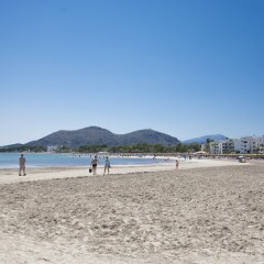 Отель Apartamentos YourHouse Alcudia пляж