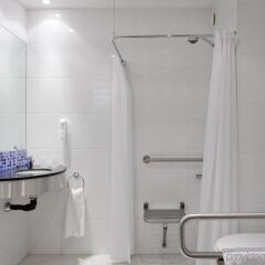 Отель Holiday Inn Express Malaga Airport ванная